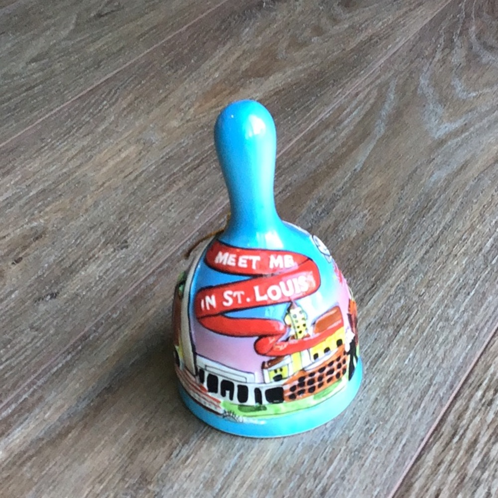 Glass Bell Meet me in St Louis